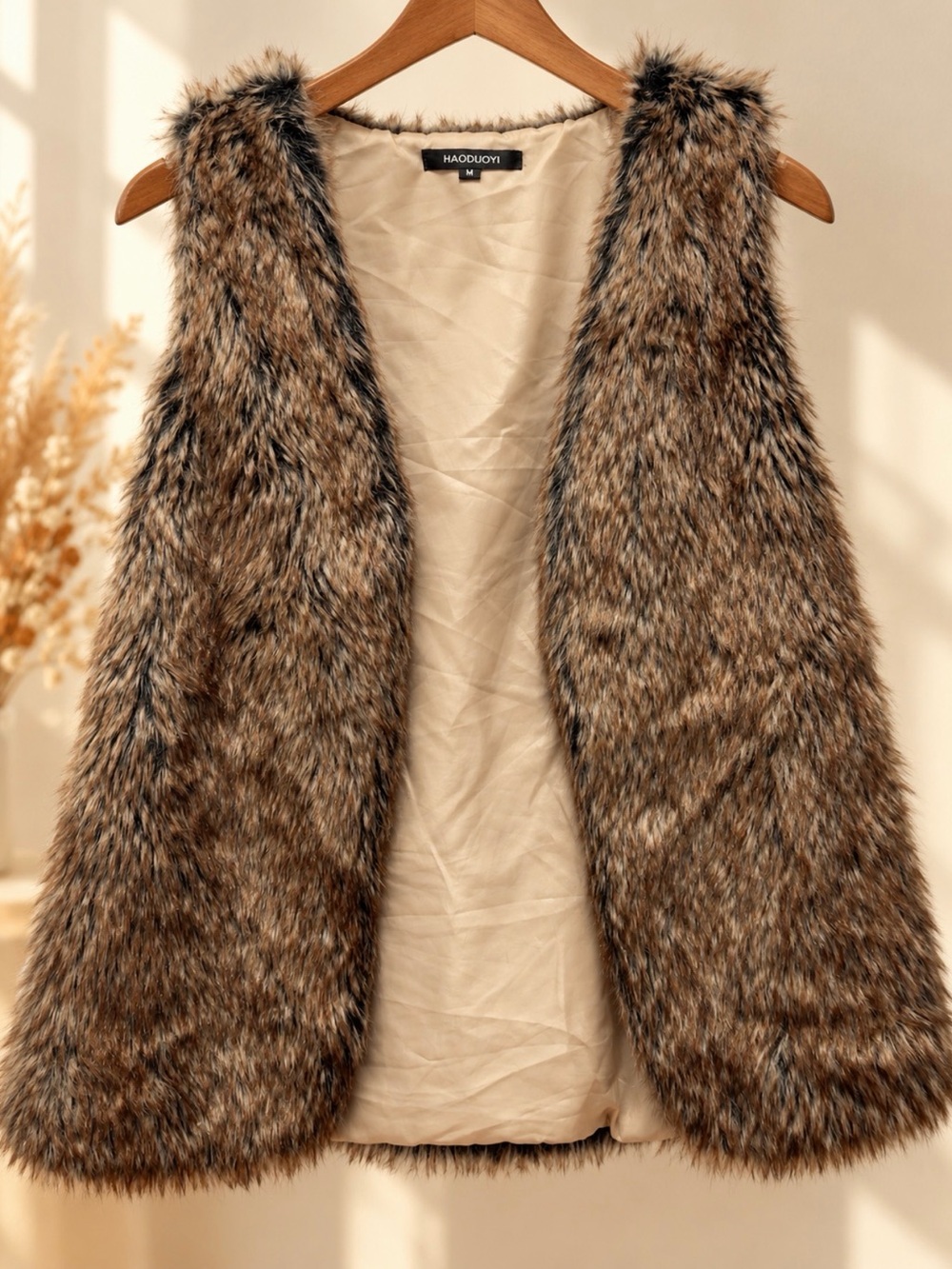 HAODUOYI Faux Fur Vest in Brown Mix size medium